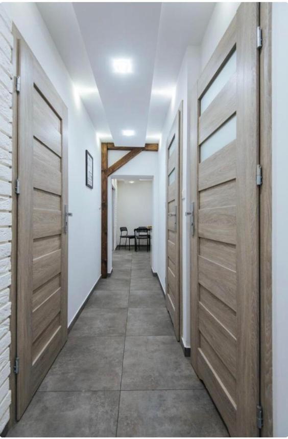 White Apartment Cracóvia Exterior foto